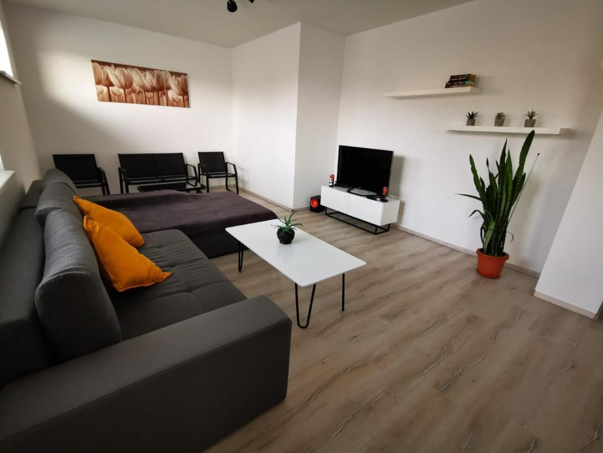 شقة Relax And Sun Dunajská Streda المظهر الخارجي الصورة
