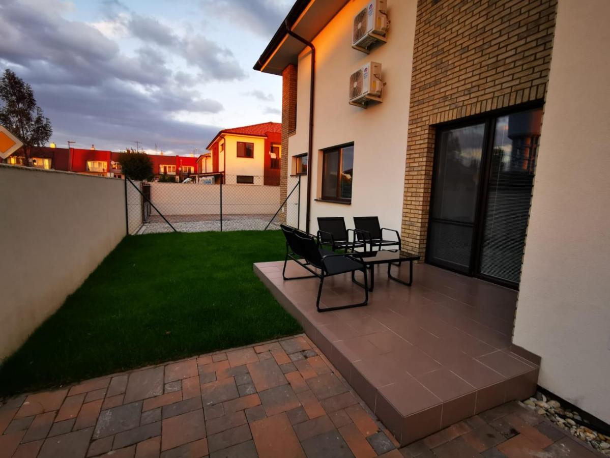 شقة Relax And Sun Dunajská Streda المظهر الخارجي الصورة